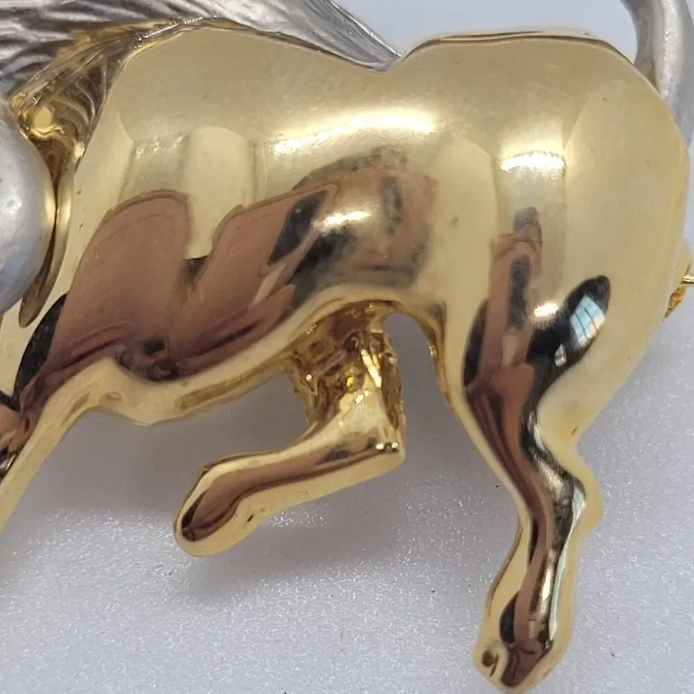 Taurus Bull Brooch Gold‎ Silver Zodiac Pin Angel Vintage Statement